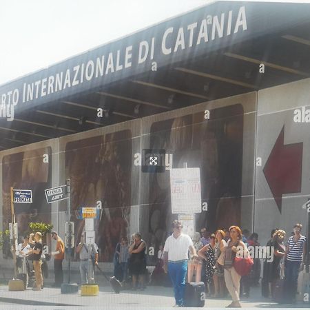 Catania Airport Room Bagno Privato In Camera Luaran gambar
