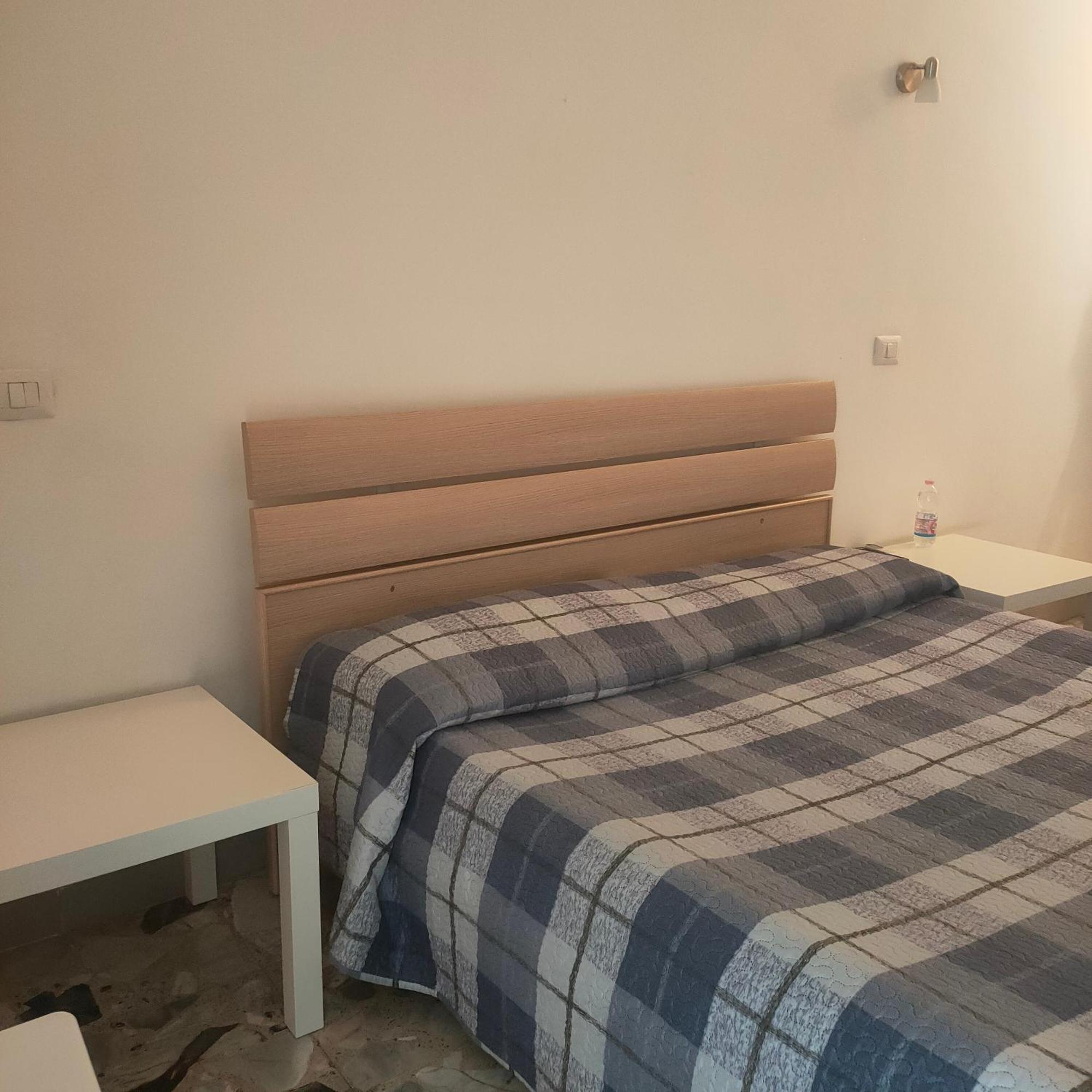 Catania Airport Room Bagno Privato In Camera Luaran gambar