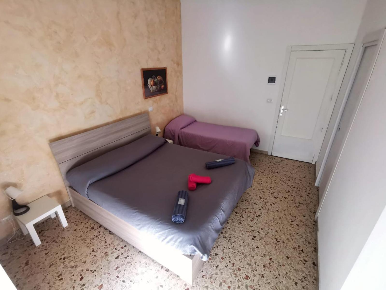 Catania Airport Room Bagno Privato In Camera Luaran gambar
